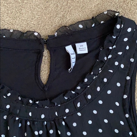 Elle Floral sleeveless ruffle neck top - Picture 7 of 11